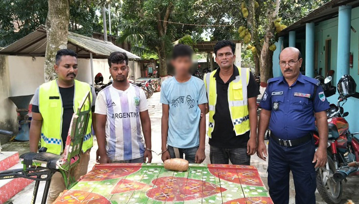 মেহেরপুরে ৩৫০ গ্রাম গাঁজাসহ আটক-২