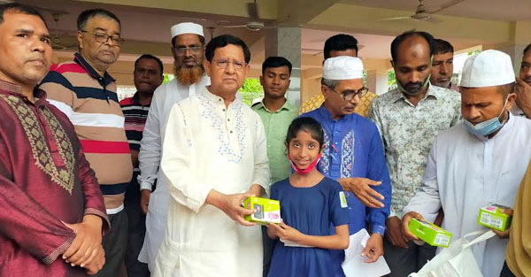 সরকার শিক্ষার প্রসারে কাজ করছে: মন্ত্রী গাজী